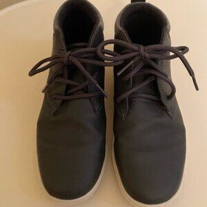 Perry Elllis Boy's Shoes Size 2